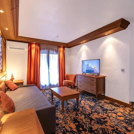 Base Camp - 3* Albertville