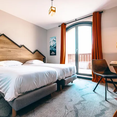 Base Camp - Hotel
