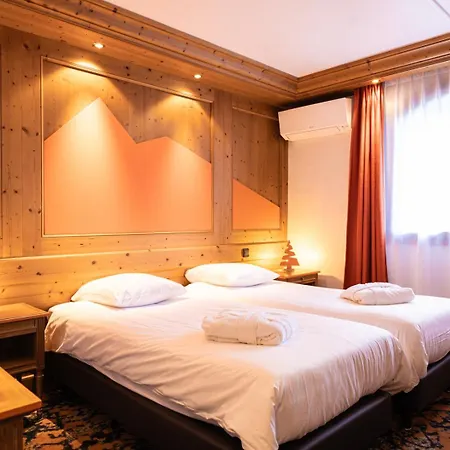 Base Camp - Hotel 3*