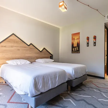 Base Camp - Hotel 3*