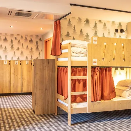 Hotel Base Camp - 3*