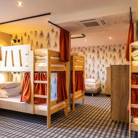 Base Camp - Hotel