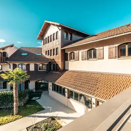Hotel Base Camp - Albertville