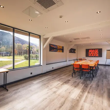 Base Camp - Hotel Albertville