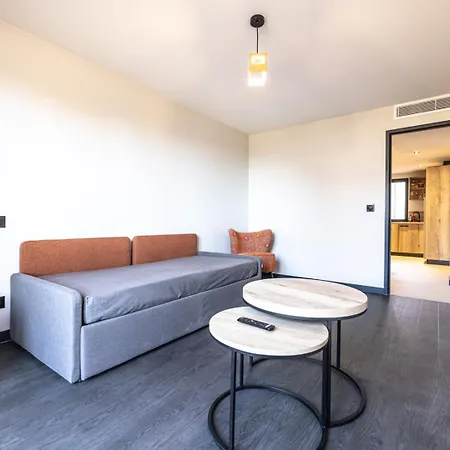 Hotel Base Camp - Albertville