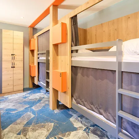 Base Camp - Hotel